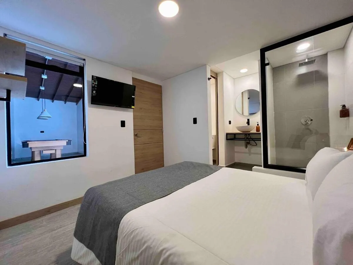 Nowa Bora Bora Apt - Huge Jacuzzi, Rooftop & Ac In Provenza Medellín