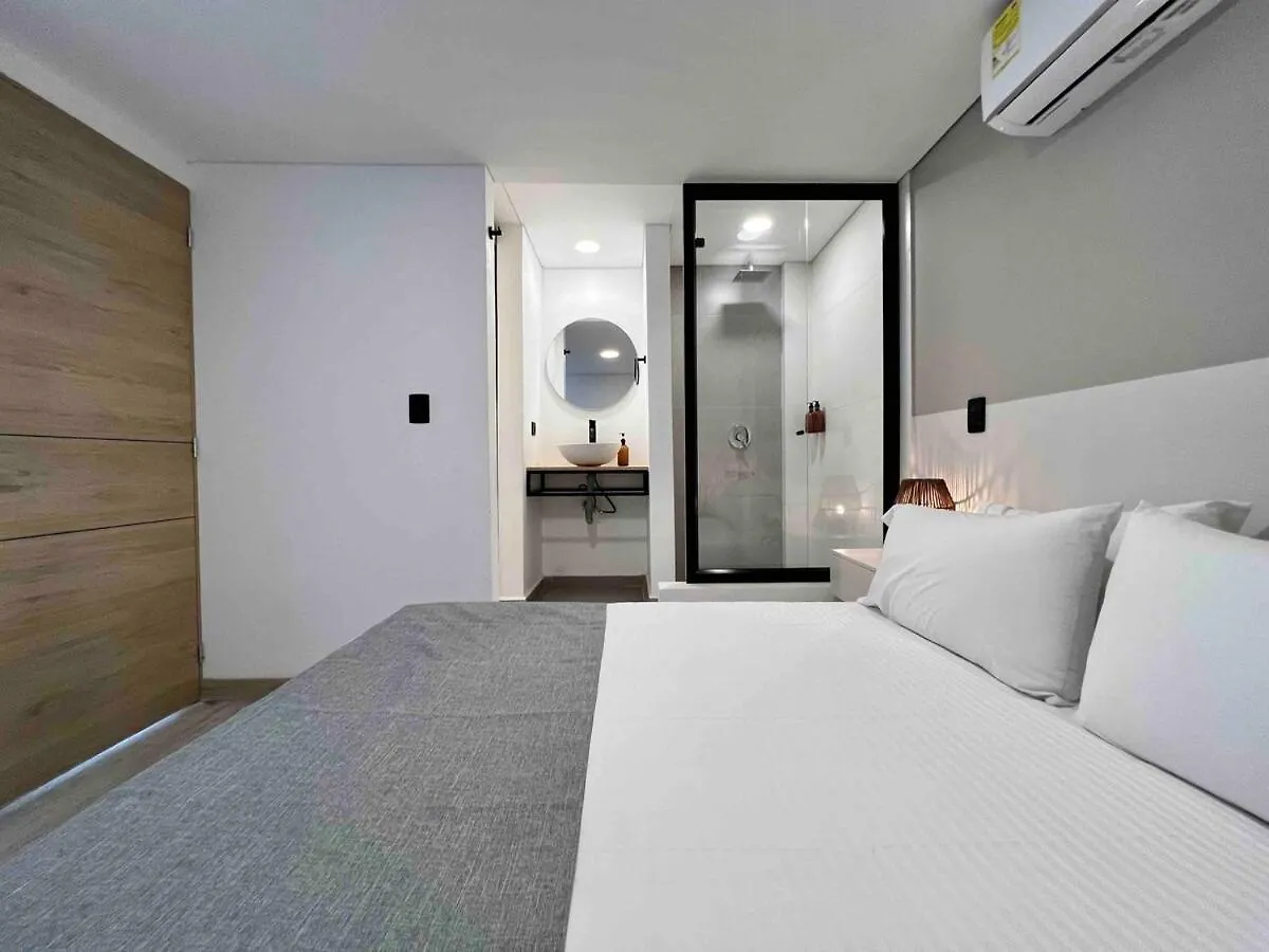 Nowa Bora Bora Apt - Huge Jacuzzi, Rooftop & Ac In Provenza Medellin Colombia