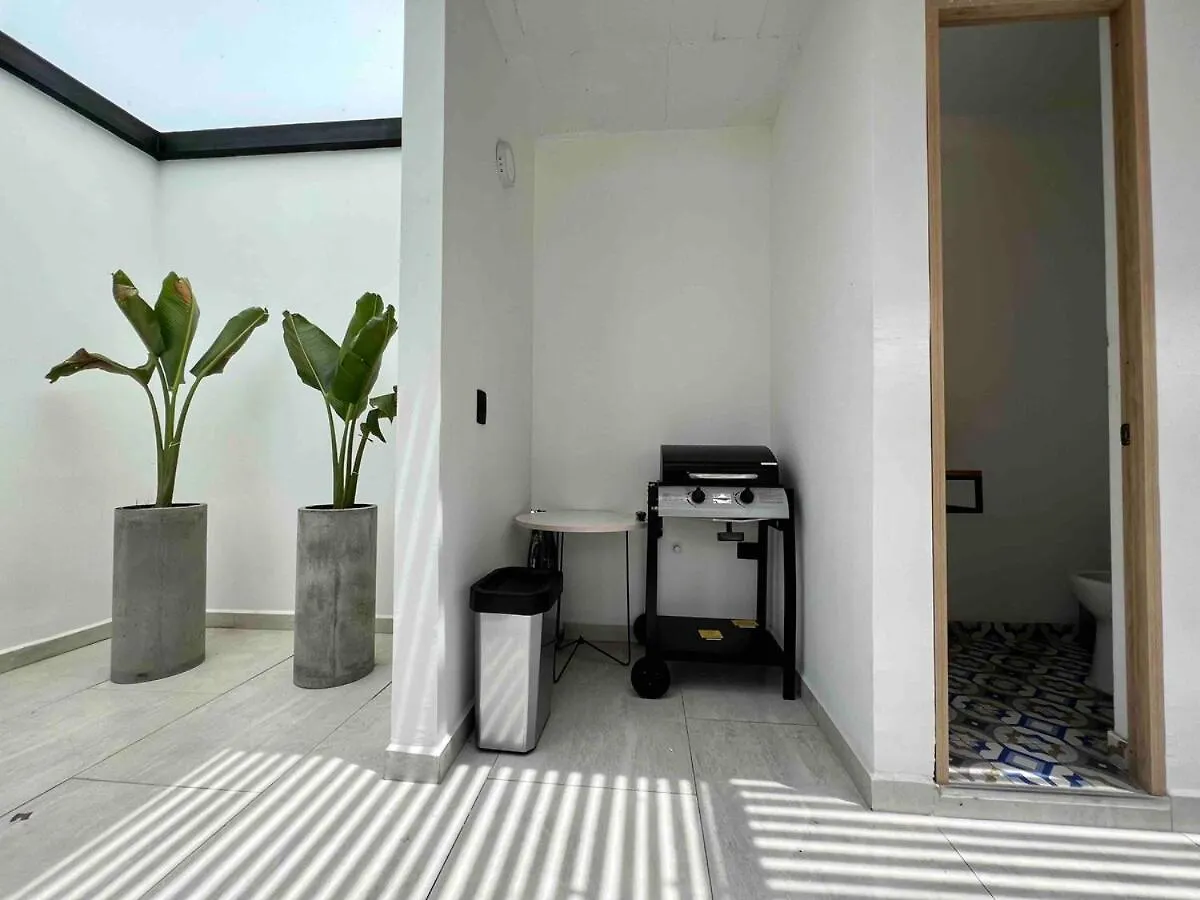 Nowa Bora Bora Apt - Huge Jacuzzi, Rooftop & Ac In Provenza Medellin 0*,  Colombia