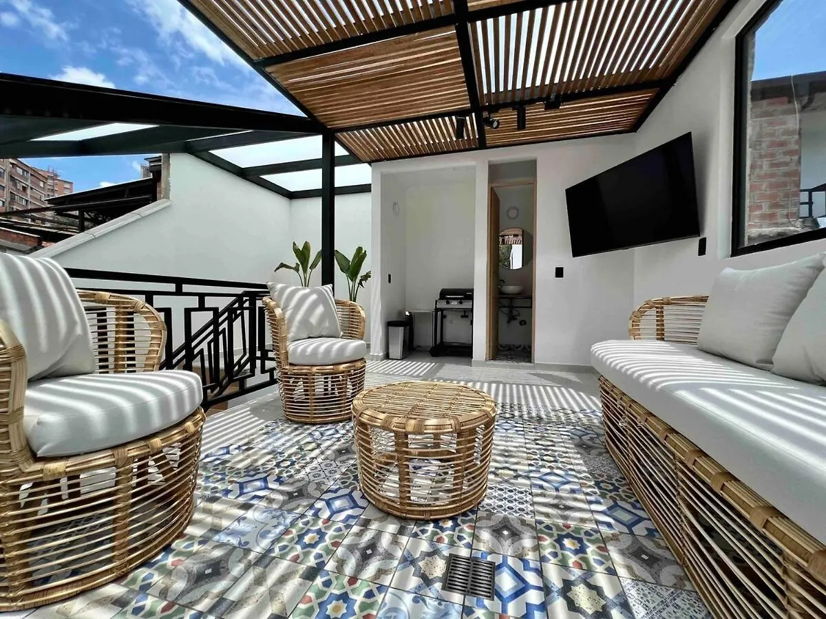 Nowa Bora Bora Apt - Huge Jacuzzi, Rooftop & Ac In Provenza Medellin 0*,